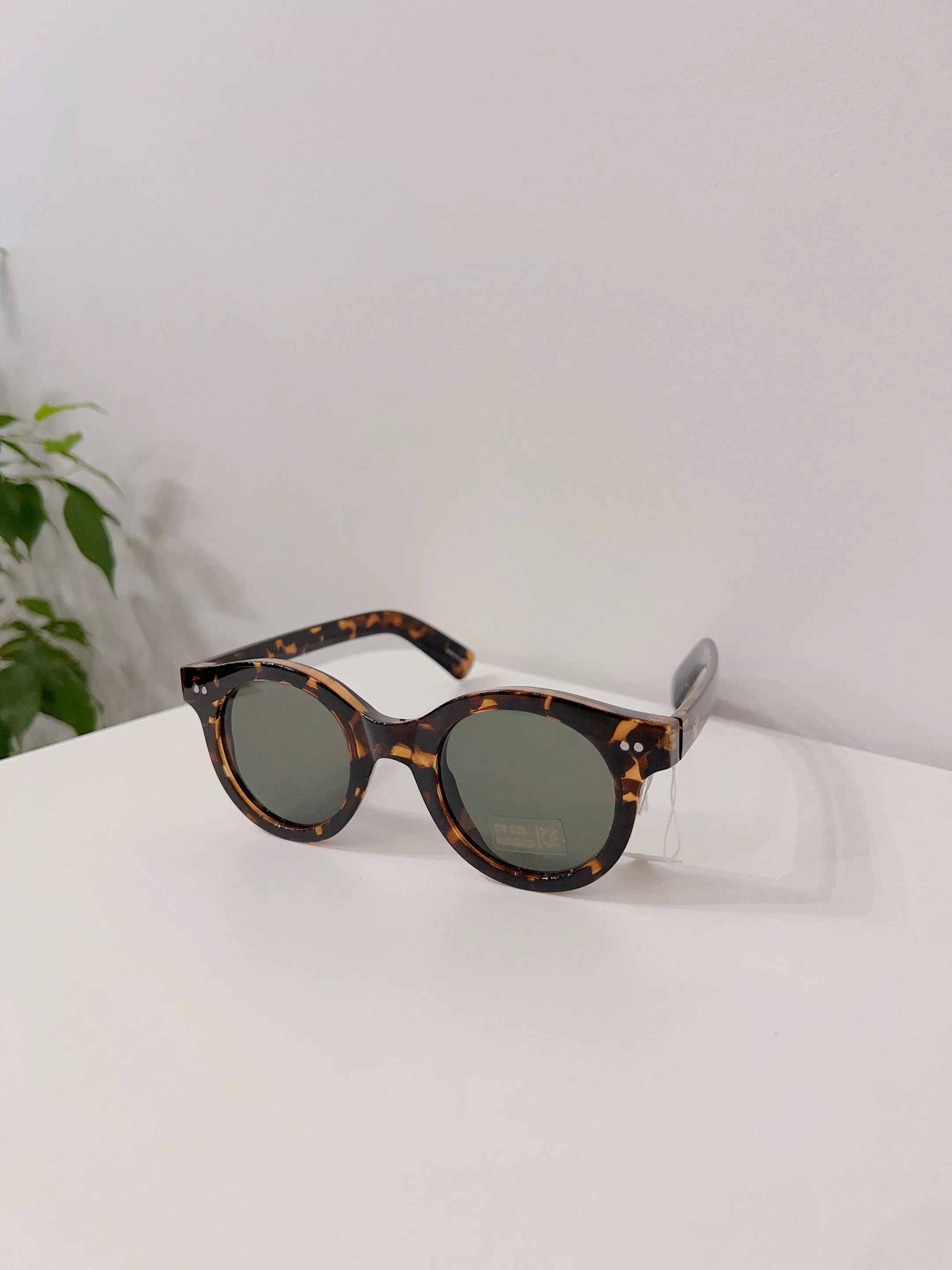 BADA Round sunnies