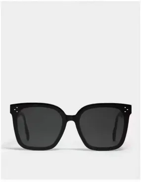 Chic Black Square Sunglasses with Elegant Rose Gold Details and Full UV Protection