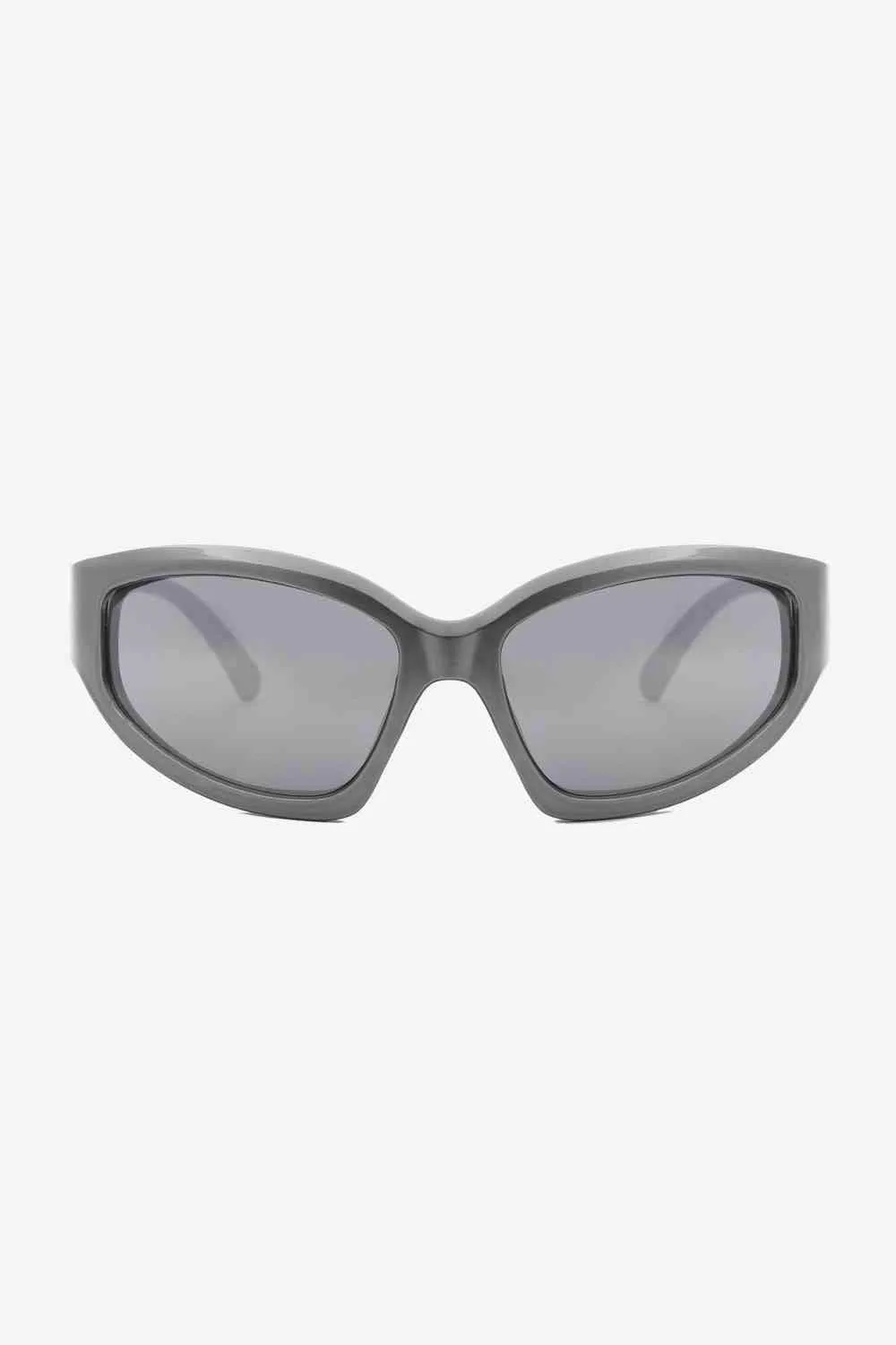 Chic Cat-Eye Sunglasses Collection with UV400 Protection and Travel Case