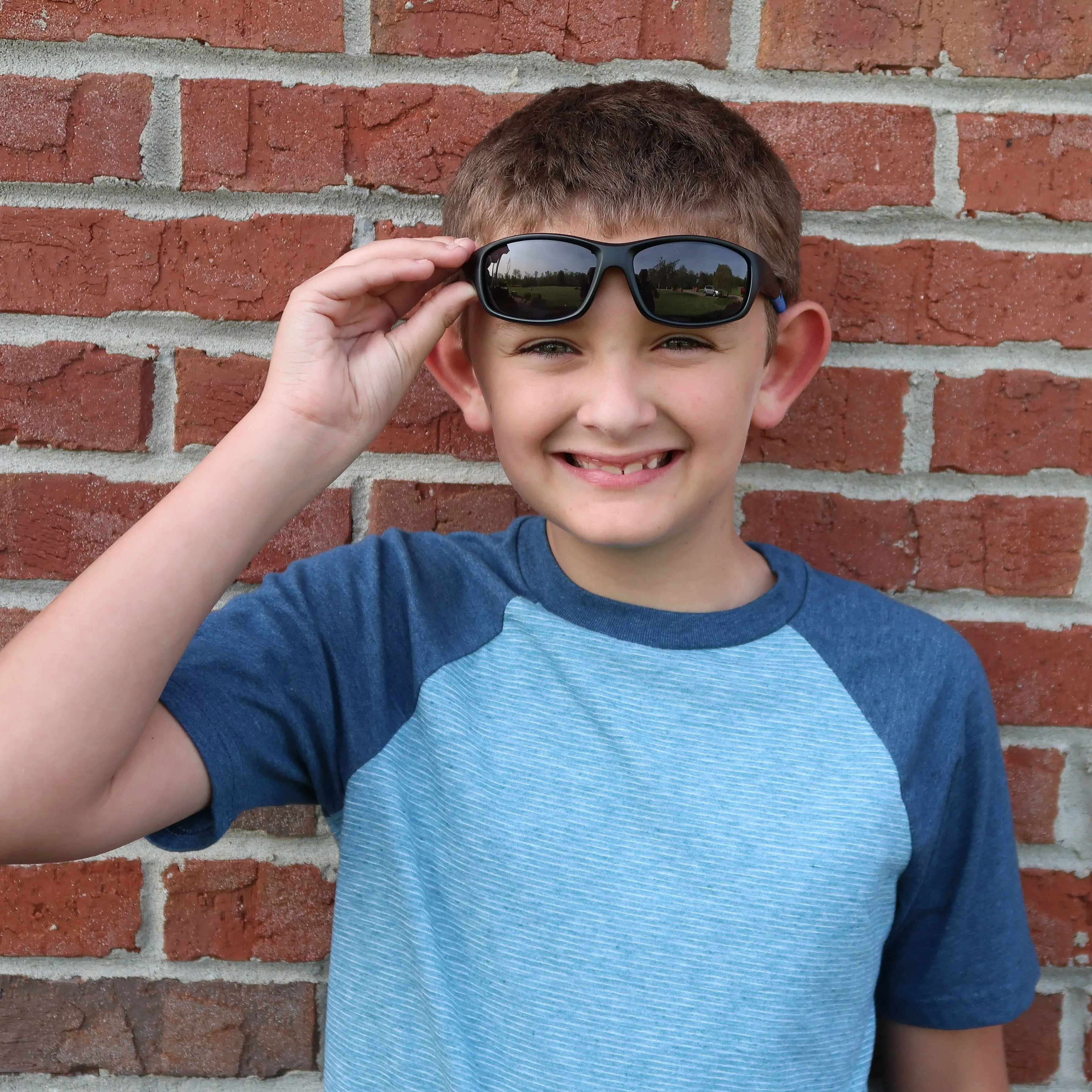 DUCO Kids Sunglasses Boys Girls Sports Polarized Sunglasses UV Protection K005