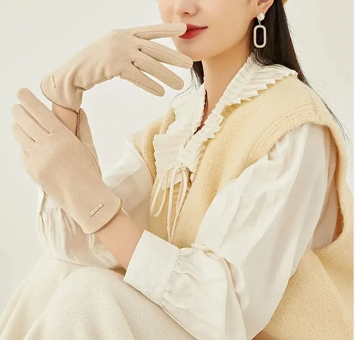 Elegant Gloves for Winter
