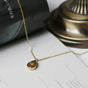 Gold Teardrop Pendant Necklace with Star Detail -jltn0682