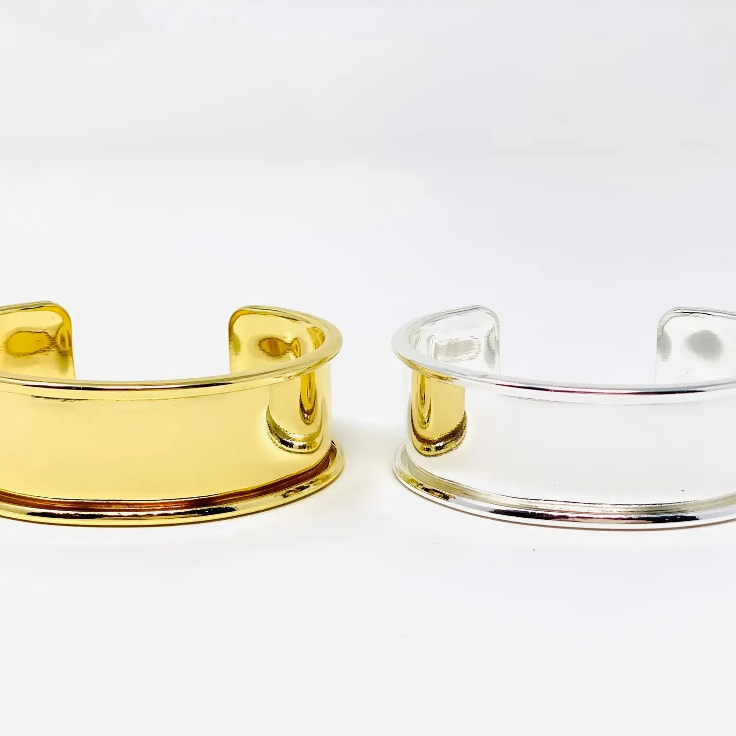 Polished Ribbon Cuff