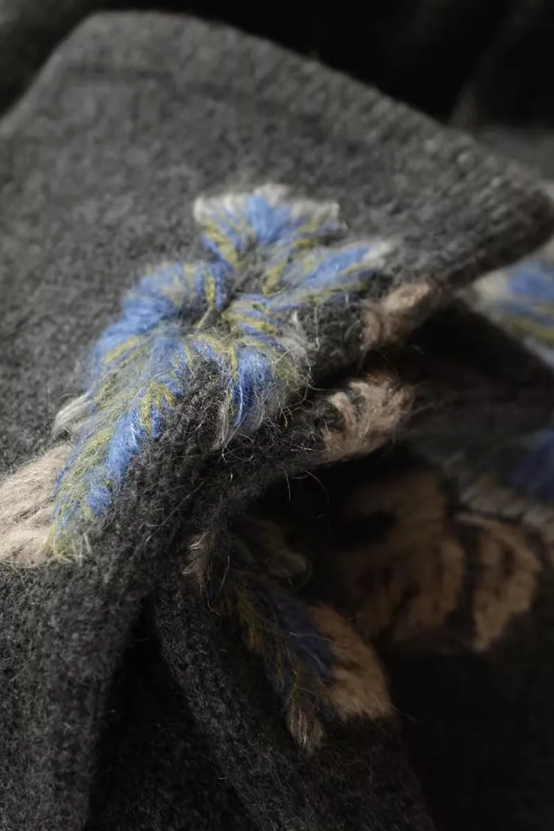 Vintage Cashmere Beanie and Touchscreen Gloves Set