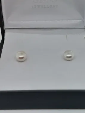 White Button Studs - 6mm