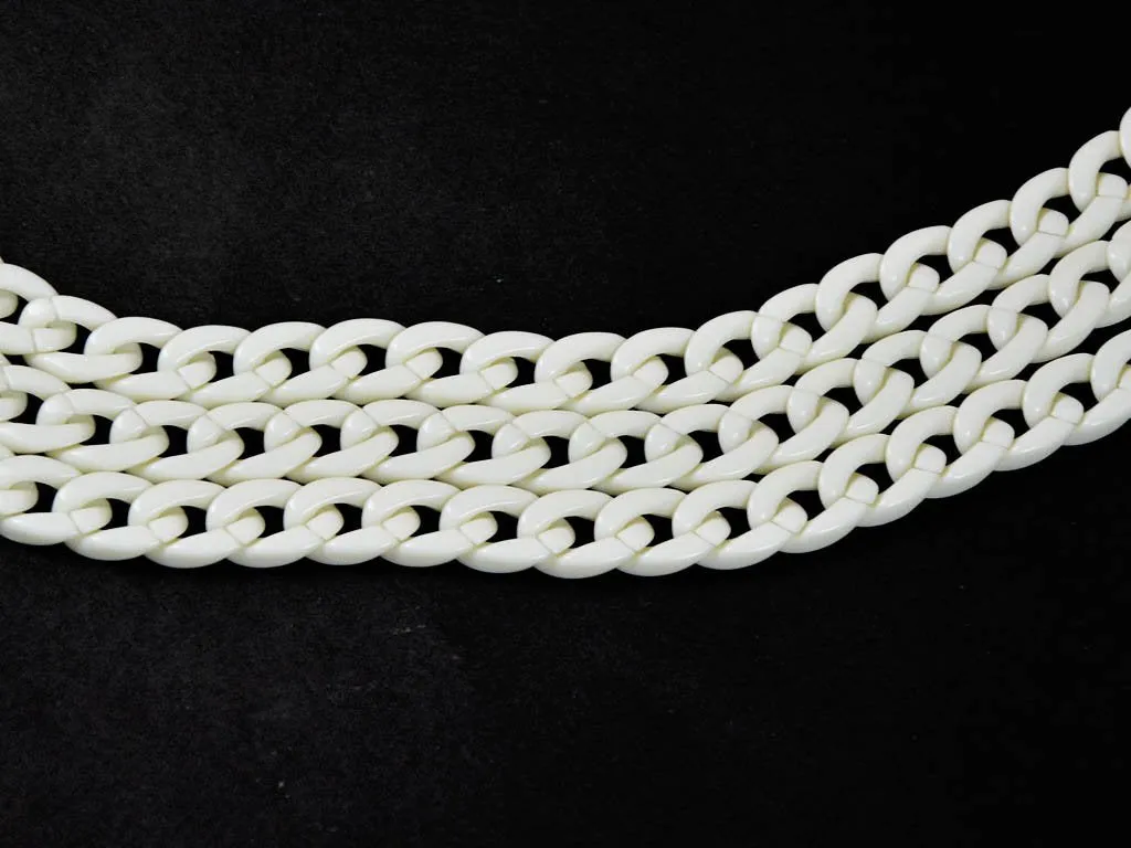 White Circular Acrylic Chains